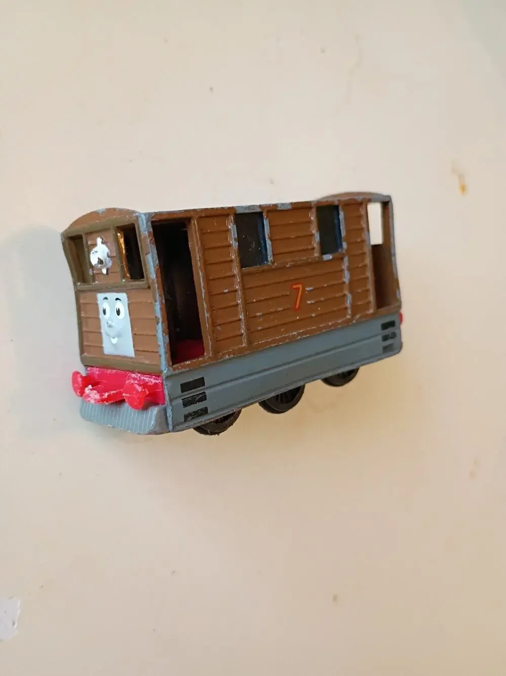 ERTL Toby Paper Face - Thomas & Friends Diecast Metal Railway Trains ( Gt-1)